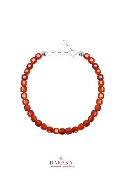 DAKANA JEWELLERY Sertifikalı Küp Kırmızı Akik Taşı 4 mm Gümüş Doğal Taş Bileklik