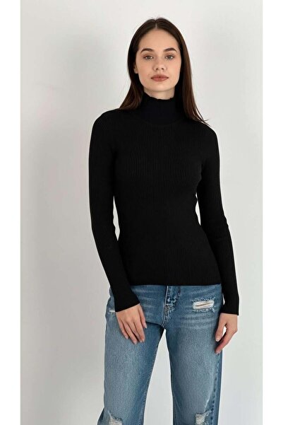 Miss Poem سترة تريكو سوداء مفتوحة الظهر للنساء قماش مجدّل