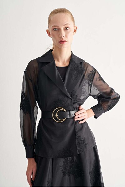 UTOPIAN İşlemeli Kemerli Bluz