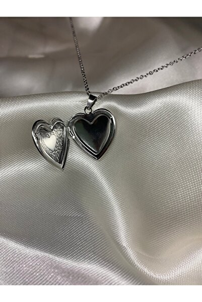Çelik Kalp Figürlü Gümüş Renk Zincir Koly