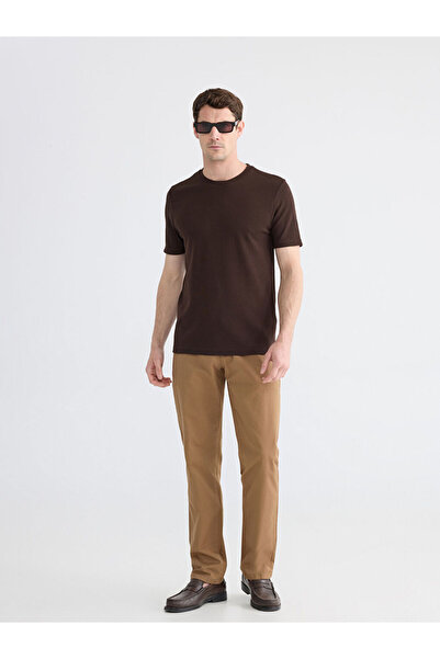 LC Waikiki بنطلون تشينو رجالي من الجبردين ذو قياس قياسي باللون البني الكلاسيك...