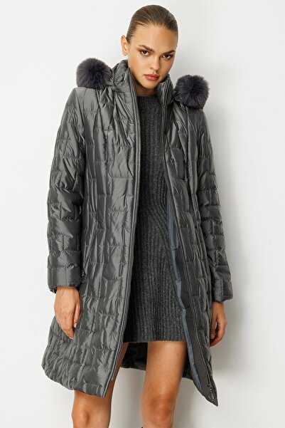 Rain and River KAPŞONU KÜRKLÜ BÜYÜK BEDEN KAPİTONE KABAN