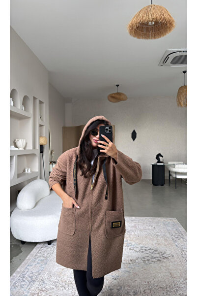 Ales Moda سترة من قماش بوكليت مطرزة بغطاء رأس