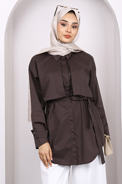 İmajButik Cămașă maro cu pelerină și curea