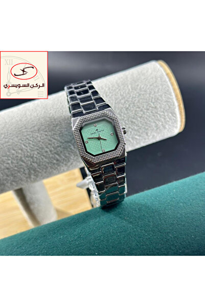 Daniel Powter Year-end offer: Women's watch with a two-year warranty