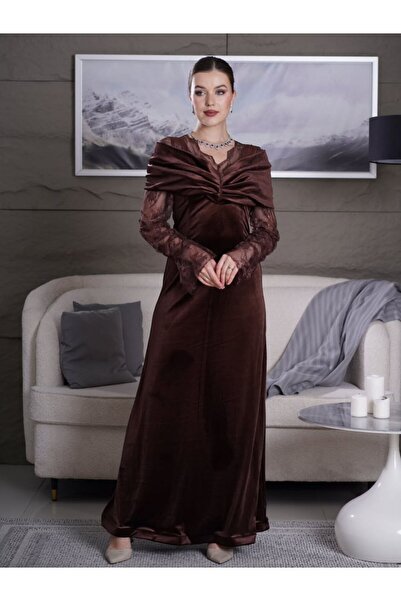 tsuwahen فستان سهرة أنيق بتصميم مخصر يبرز القوام بأنوثة راقية