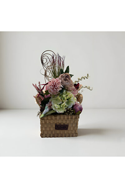 FLORİVYA Hasır Sepet Yapay Çiçek Aranjmanı Dekoratif Masaüstü ve Vitrin Süsü