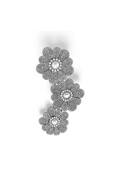 neslyaccessories حلقة أذن فضية بثلاث زهرات