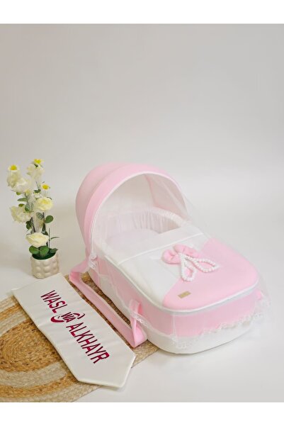 Generic سرير أطفال متنقل بمقعد مبطن سميك ومواد عالية الجودة .لون وردي مع أبيض