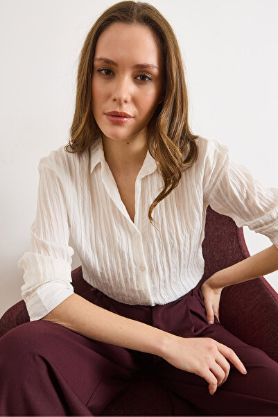 Olalook Women's White Textured Light Transparent Loose Fit Shirt Gml-19001408