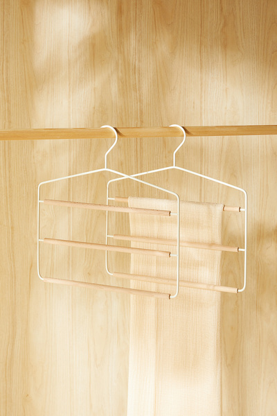 Ocean Home Textile 2 Adet 3 Katlı Ahşap Destekli Mat Beyaz Metal Elbise Kıyafet Askısı, Giysi Askısı 32x36.5x0.47