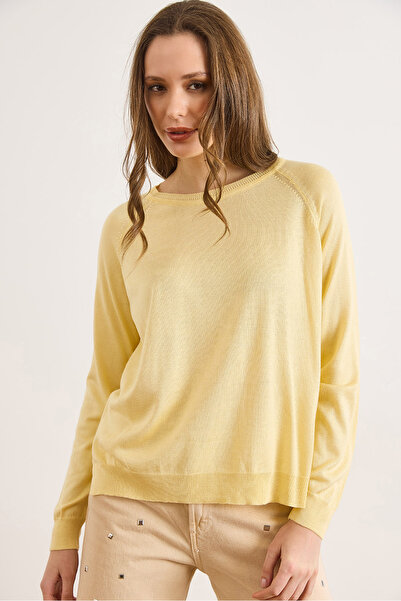 Olalook Women's Light Yellow Raglan Sleeve Mercerized Thin Flowy Sweater Kzk-19001100