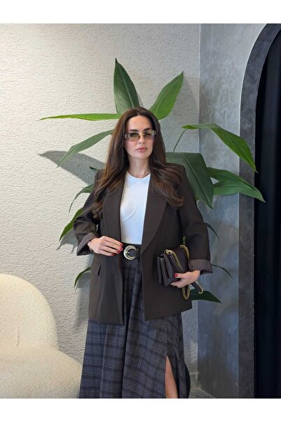 By Merve Darende Çizgili Astarlı Vatkalı Blazer Ceket