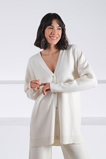 Ferraro Ecru Long Sleeve Oversized V-Neck Buttoned Cashmere Women's Knitwear Jacket