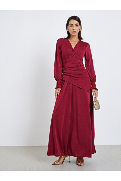 Styli فستان ماكسي أنيق بكسرات عند الخصر، مناسب للمناسبات الاحتفالية