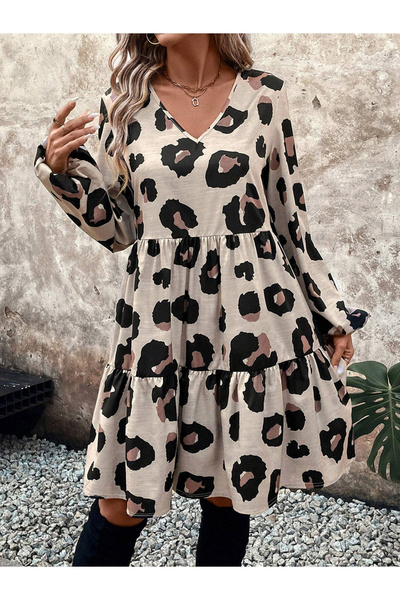 Take Two By Styli Women's Graphic Printed V Neck Long Sleeve Mini Dress