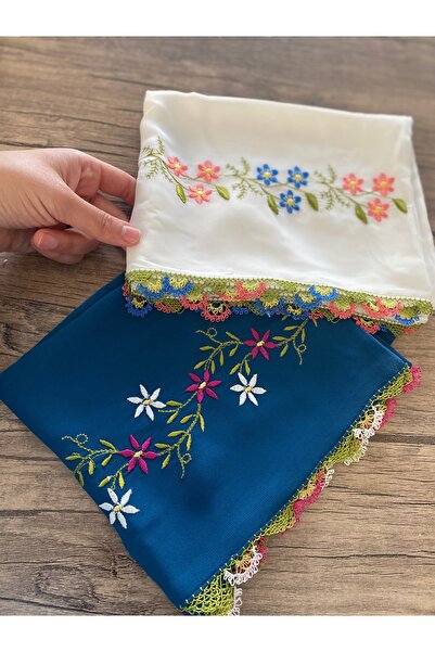 EL YAPIMI İğne oyası nakışlı namaz örtüsü