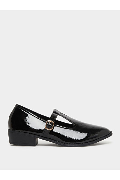 Take Two By Styli Solid Metal Buckle Chunky Heel Pointed Toe Shoes