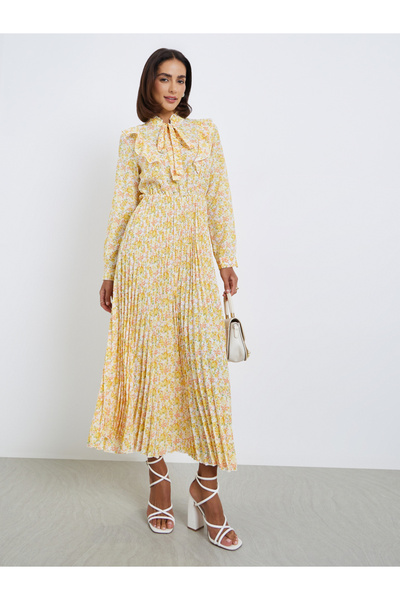Styli Floral Print Tie Neck Pleated Hem Midi Dress