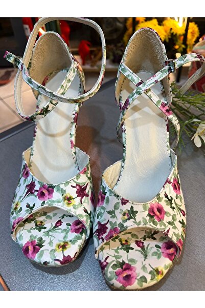 bitangosu White Floral Rhythm 8.5 cm 13 Pont Closed Heel-Open Toe- Tango, Dance and Ballroom Shoes