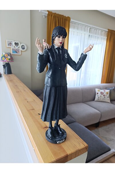 bdesign Wednesday Addams Figür