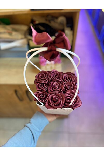 Niyamore Bordo Sepet Tasarımlı Yapay Gül Aranjmanı – Şık Dekoratif Hediye