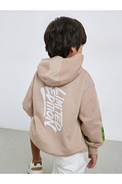 Styli Boys Beige Slogan Print Hoodie