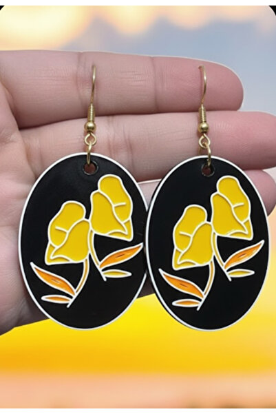 Kanem3D Framed Tulip Earrings