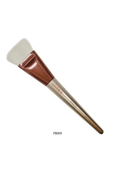 Makeover22 Makeover 22 Face Sculpting and Contouring Brush - PB009