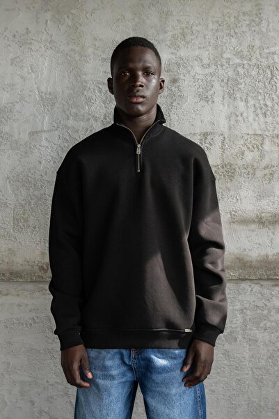 Machinist Men's Basic High Collar Sweatshirt Black