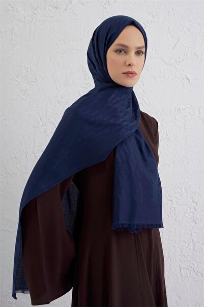 Armine Edition Shawl 03