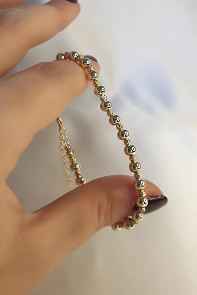 SelinDiamond سوار الكرة مع دوريك