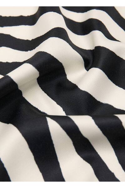 MANGO Woman Zebra desenli saten şal