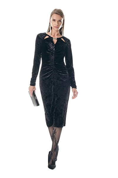 EXPLOSION Kadife Yaka Dekolteli Gold Aksesuarlı Elbise