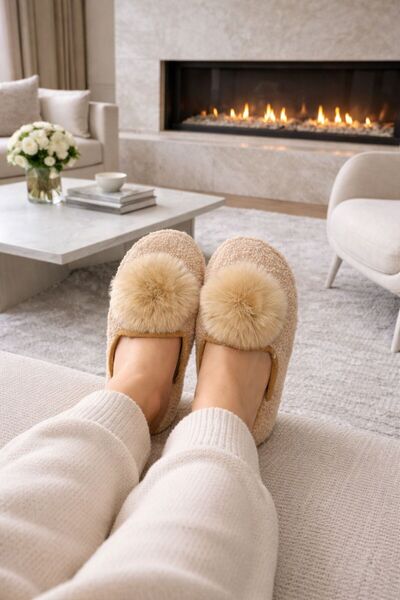 Platana Ponponlu Kadın Kışlık Ev Terlik