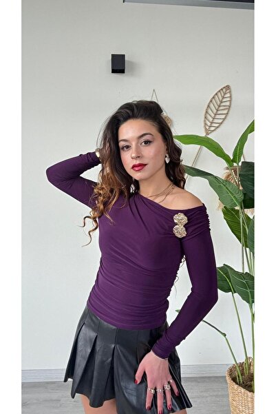 AY TEKSTİL Tek Omuz Açık Aksesuar Detaylı Yanı Büzgülü Kadın Bluz