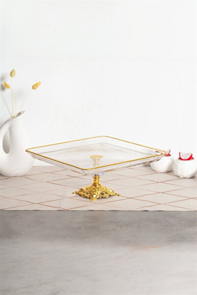 silvia home decor Paşabahçe Kristal Metal Ayaklı Yaldızlı Kare Pasta Sunumluk...
