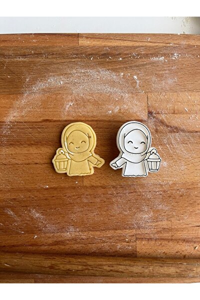 Neşvü Nema [Ramazana Özel] Kandil Tutan Minik Kız 2 Kurabiye, Seramik ve Hamu...