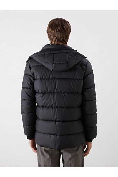 LC Waikiki Comfortable Fit Hooded Men's Puffer Jacket