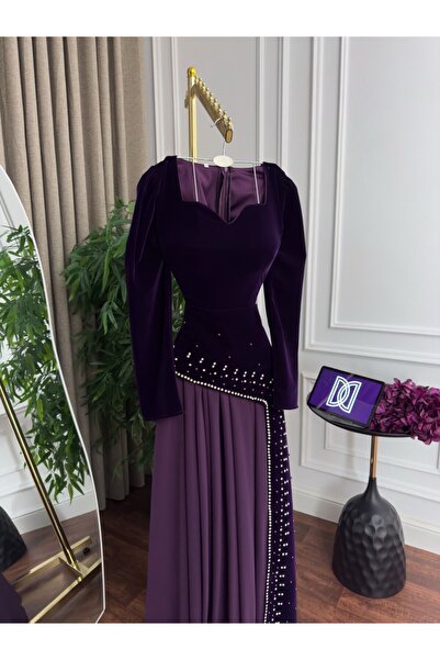 FASHİON TREND Wool dress with pearl embroidery + crushed georgette