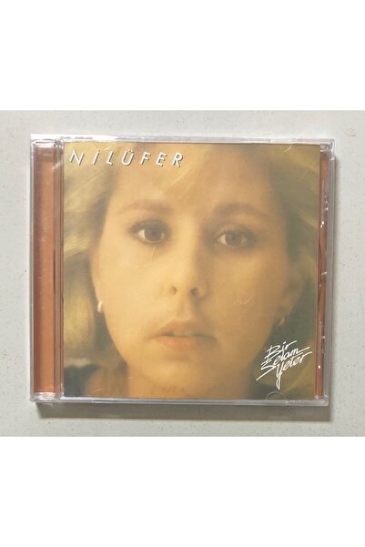Yaşar Plak أقراص مدمجة (CD) نيلوفر بير سيلام ييتير (خالية من الجيلاتين)