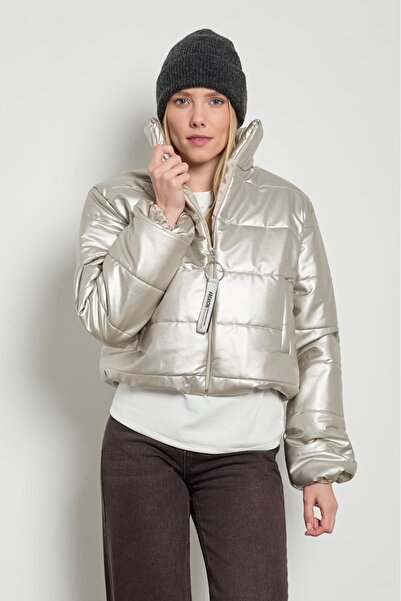 Sishli Yaka Detaylı Crop Kadın Şişme Deri Mont