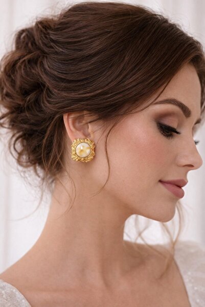 New Obsessions Gold Button Earrings with Engraving Detail