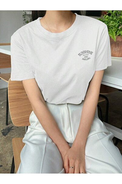 uyguntarz Unisex Sunshine Smiling Printed Design Tshirt