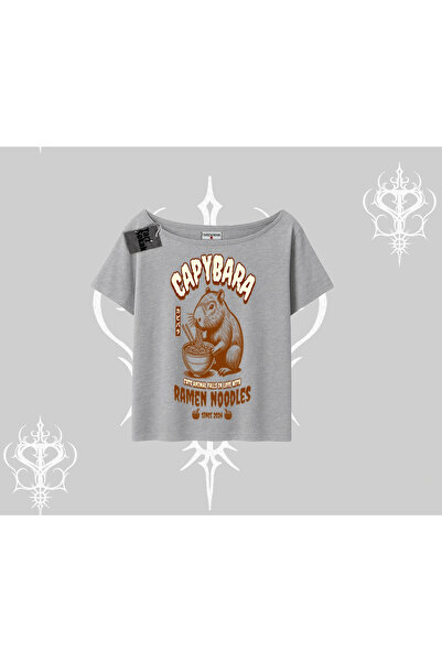 Tarzsokak تي شيرت برقبة على شكل قارب، تصميم لطيف لحيوان الكابيبارا يستمتع بعم...