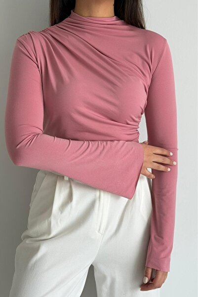 Güneş بلوزة بتفاصيل درابيه غير متماثلة