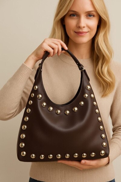 Store Zımbalı büyük boy acı kahve deri görünümlü kol çantası