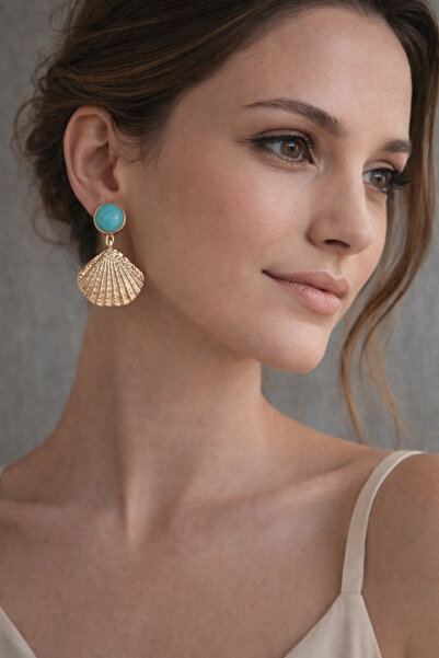 POSEİDONS JEWELLERY أقراط نسائية متدلية بتصميم صدفة البحر الذهبية مع تفاصيل ح...