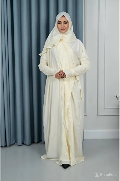 SNOOZYL A prayer rug with a pleated design, made of soft, comfortable and cool fabric to give you comfort and elegance.