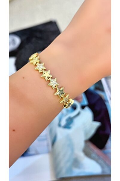 Store Diva Charm Stylish Bracelet with Star Motif